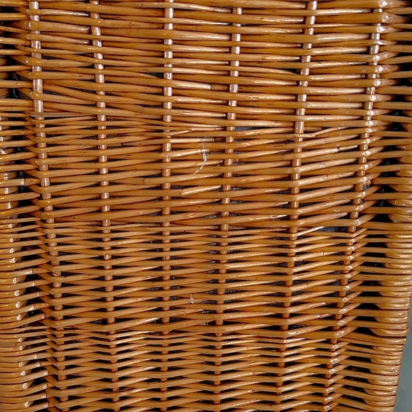 💚 Picnic Time Inc. Wicker & Green Picnic Basket — Excellent Condition, NWOT - Picture 12 of 14